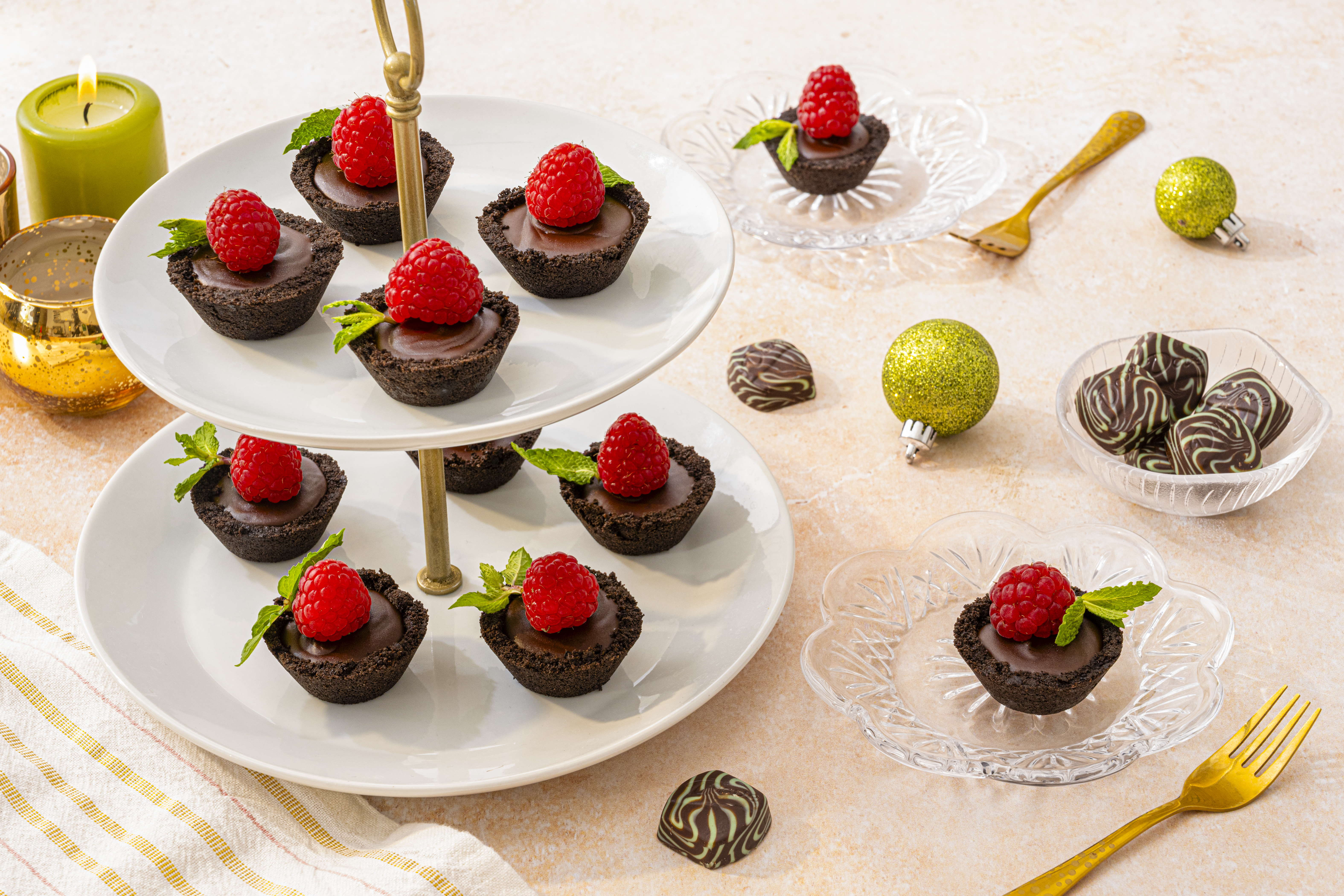 No-Bake DOVE Dark Chocolate Holiday Tarts